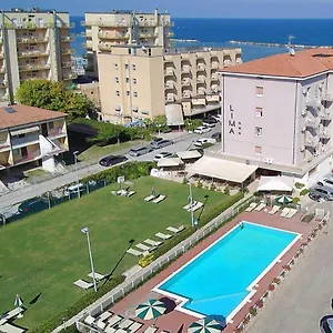 Lima Hotel